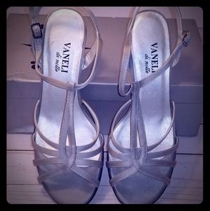 Vaneli di notte Formal Sandal Sz 8.5W